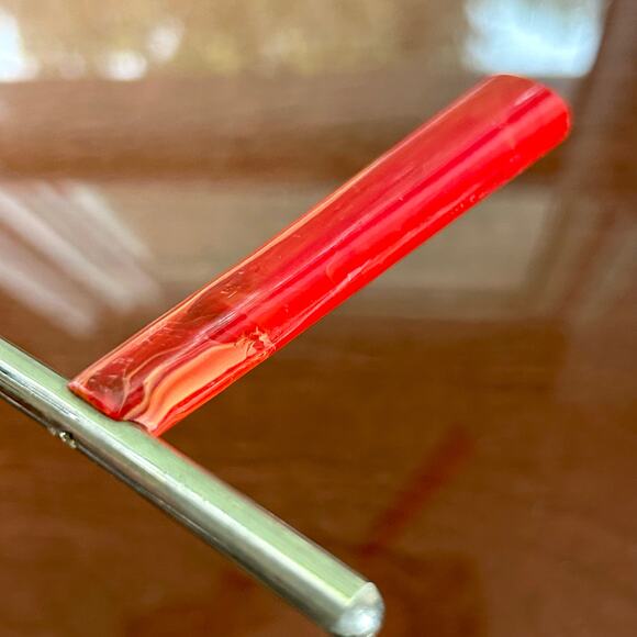 Vintage Red Swirled Bakelite Cheese Cutter, Cake Cutter Slicer Mid-Century - Picture 3 of 9